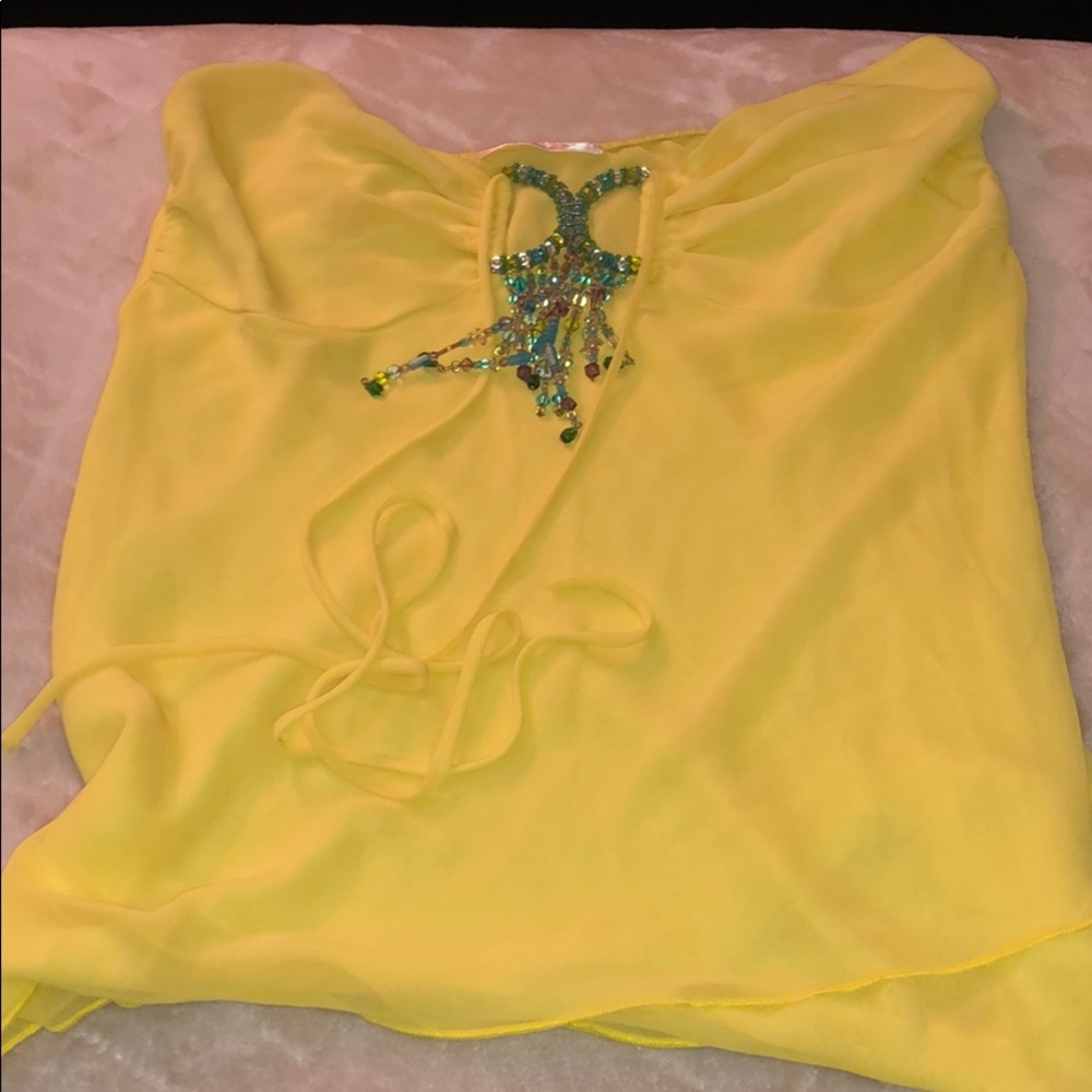 YELLOW TOP
